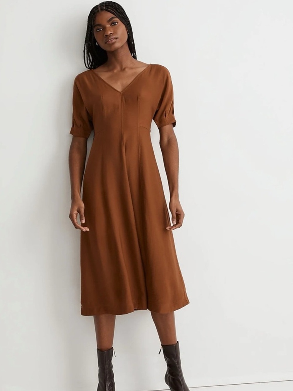 NWT Madewell Wide V-Neck Seamed Midi Dress!